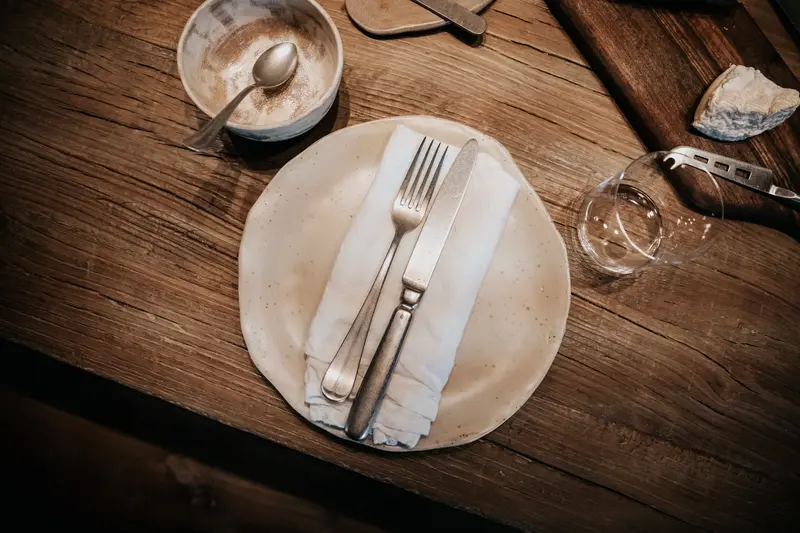 La Rougie — around the table (photo 2)